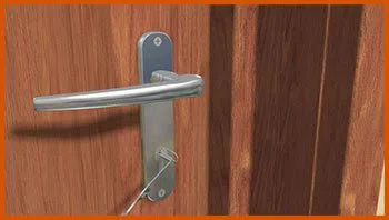 Portland Express Locksmith Portland, OR 503-716-1010 - 14-unlock-door