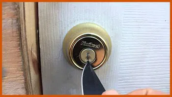 Portland Express Locksmith Portland, OR 503-716-1010 - 7-broken-key-extraction